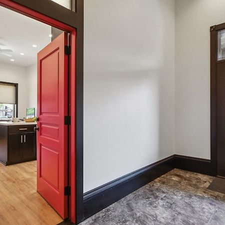 Sleek Millersburg Apartment In Downtown! Exterior photo